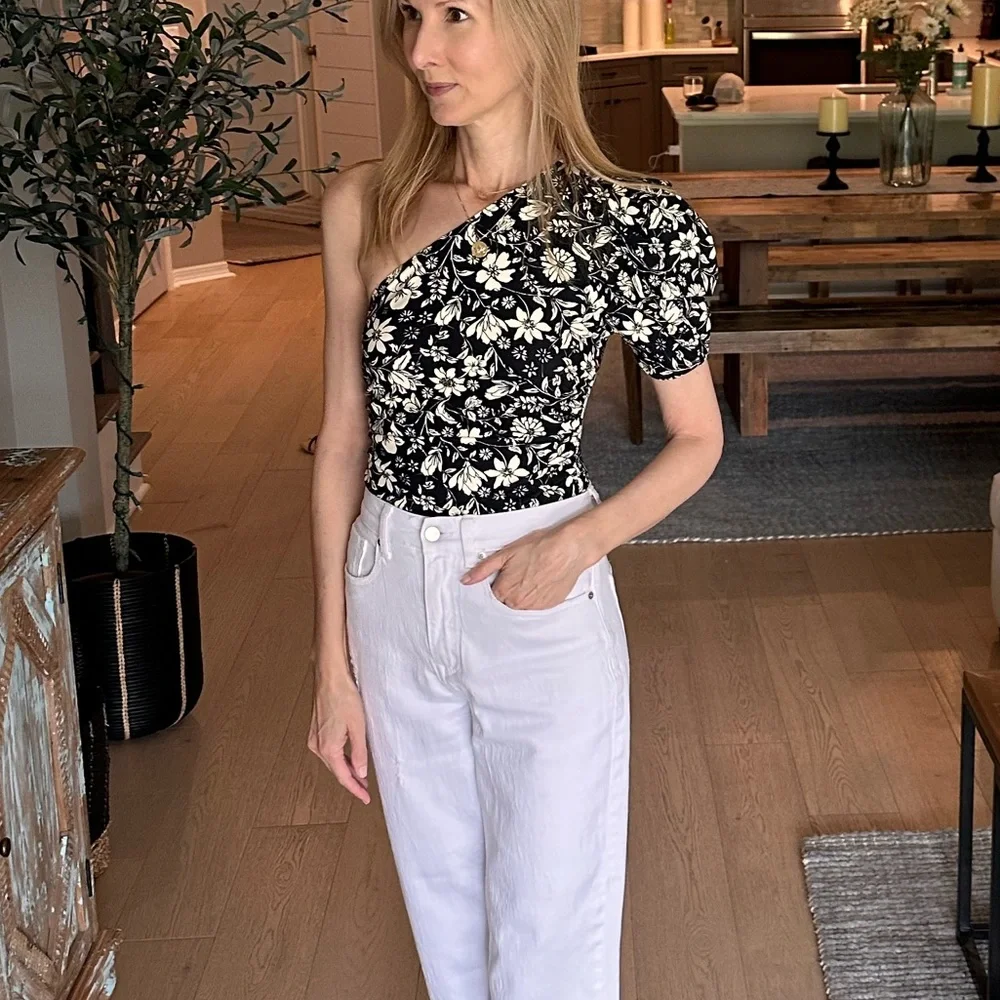 NWT Free People Floral One Shoulder Puff Sleeve Black & White Bodysuit (Size XS) - Picture 9 of 9